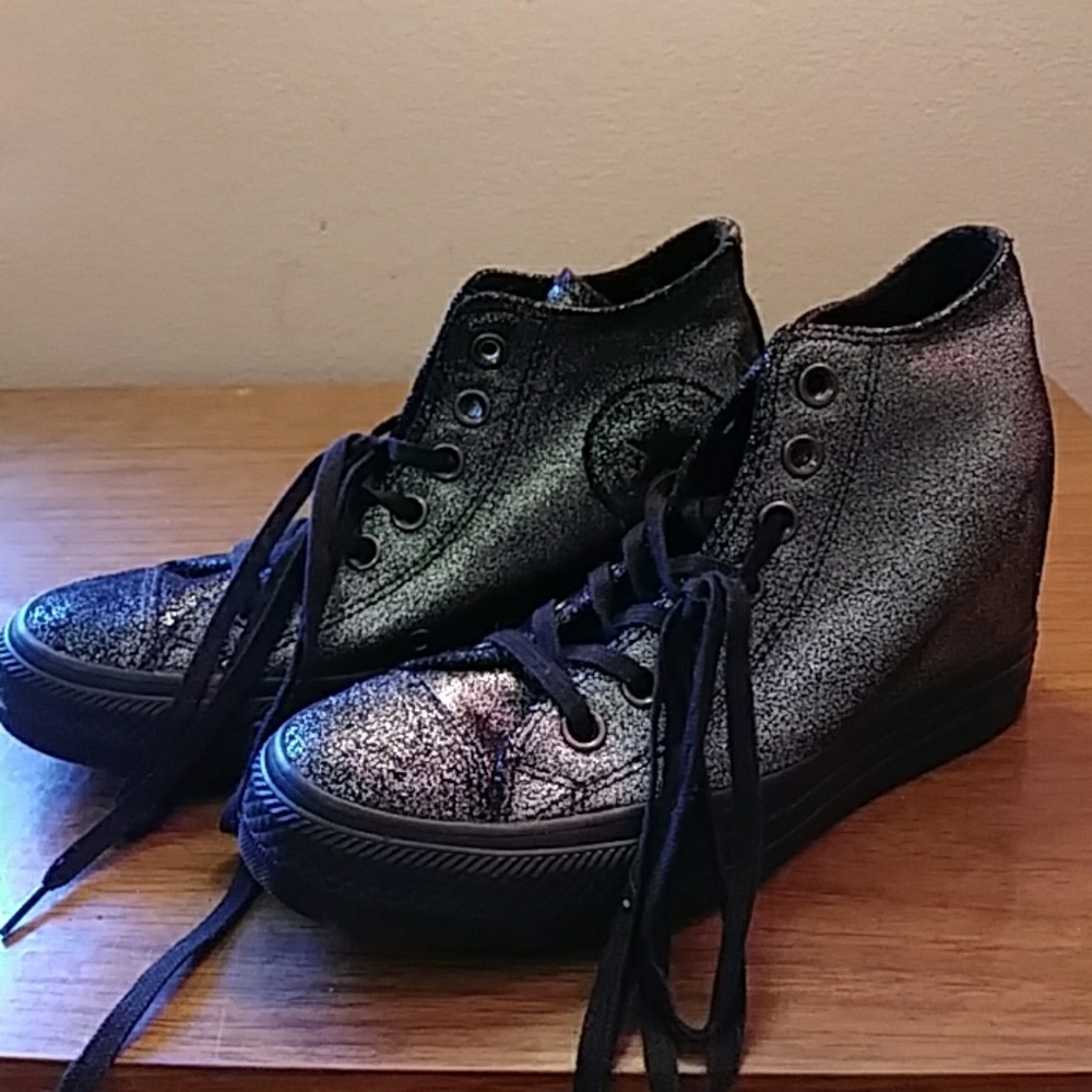 Converse wedges